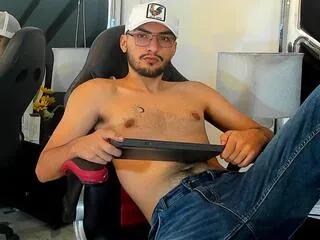 Yoggi_aron from Flirt4Free