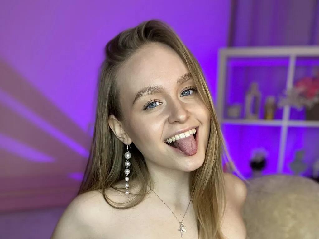 BonnyWalace from LiveJasmin