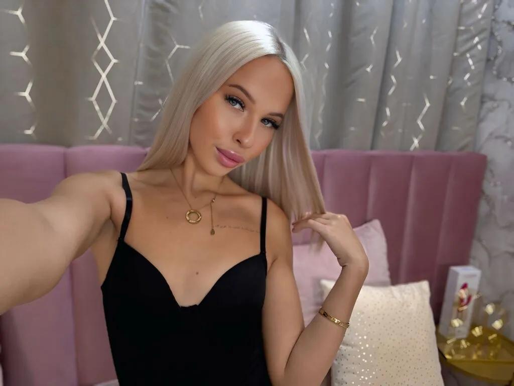 PollyElfi from LiveJasmin