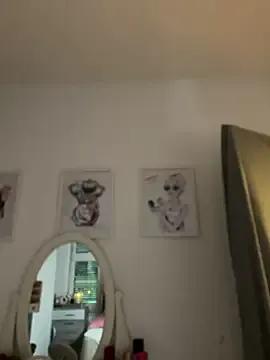 _Lilly_angel from StripChat