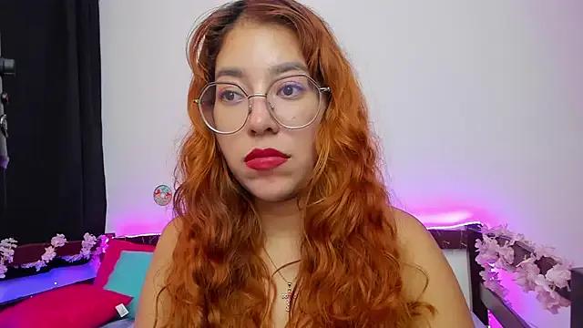 _Moon_Johnson from StripChat