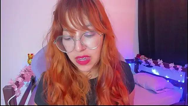 _Moon_Johnson from StripChat