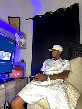 AaronCruz_ from StripChat