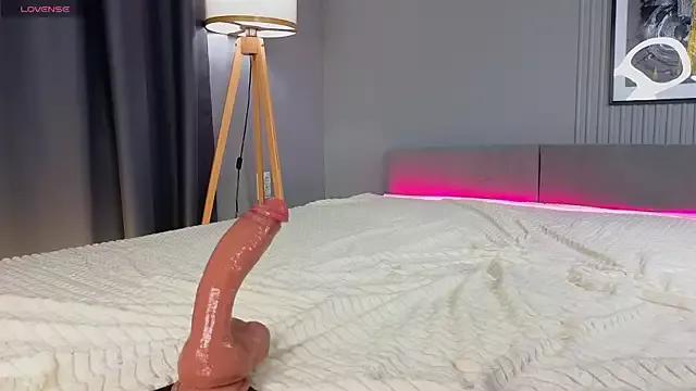 AGaGatha from StripChat