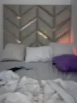 AlanaDoll from StripChat