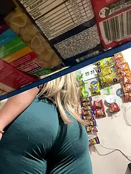 AlanaRouss from StripChat