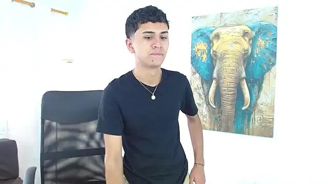 Alancum7 from StripChat