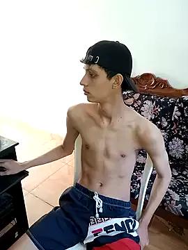 Alayn_sexy_ayes from StripChat