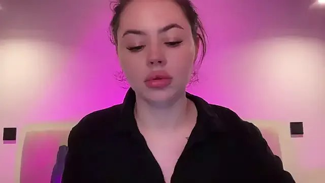 AlmaryKim from StripChat