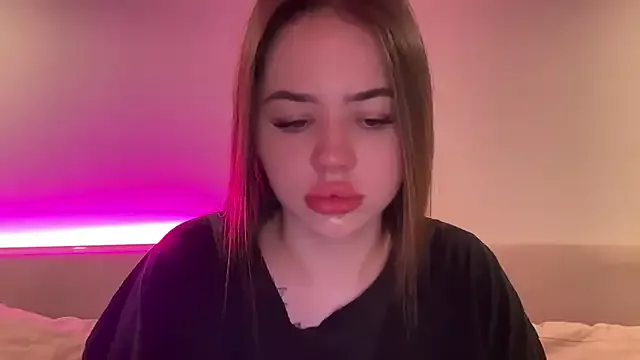 AlmaryKim from StripChat