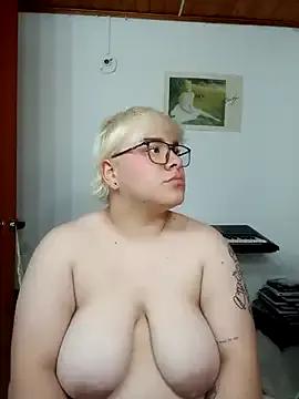 Amalia_love from StripChat
