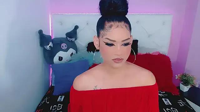 Amanda_bigx from StripChat