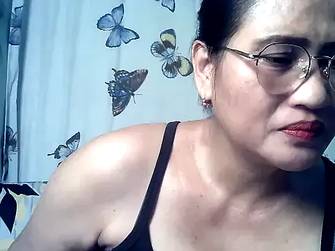 Amazing_Angel22 from StripChat