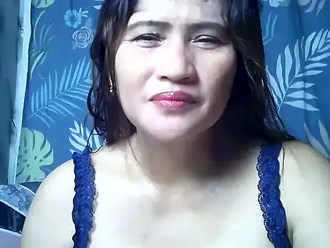 Amazing_Angel22 from StripChat