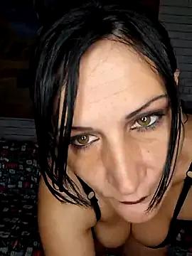 Anaaamariaaaa from StripChat