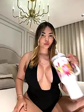 AnaCarrera from StripChat