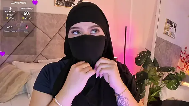 Anna-henao from StripChat