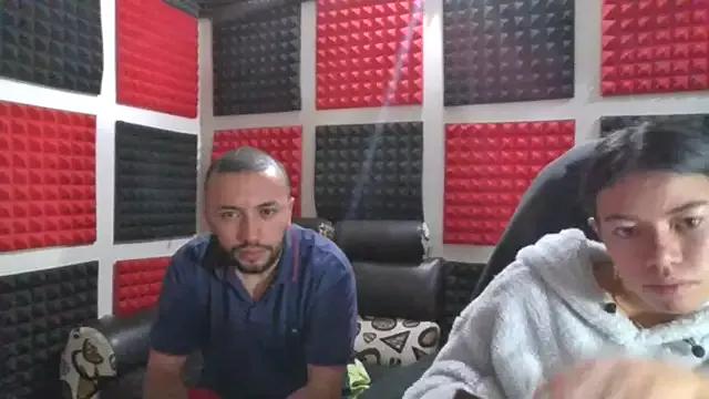 Annaandgray from StripChat
