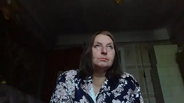 AnnaLive570 from StripChat