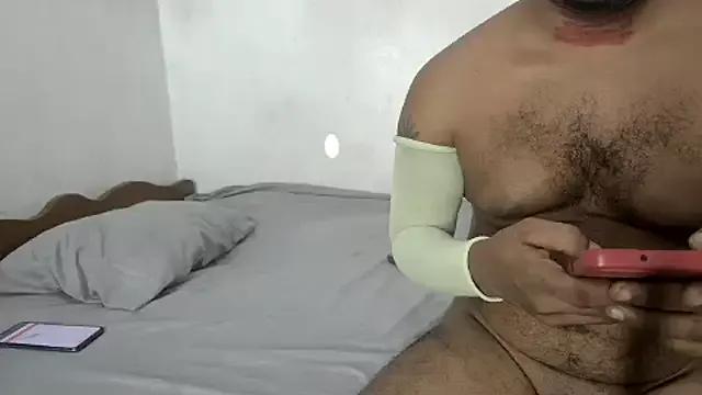 AraNDissNaughtyJolly from StripChat