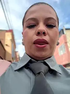 Ariana-07 from StripChat