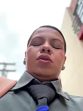 Ariana-07 from StripChat