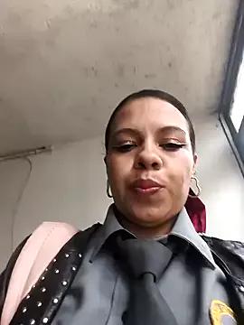 Ariana-07 from StripChat