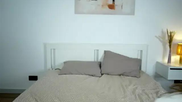 ArianaArtus from StripChat