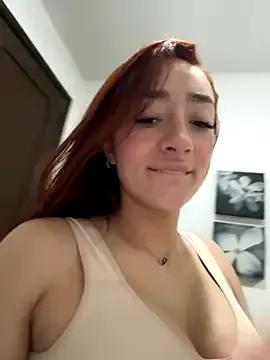Ariiel_ from StripChat