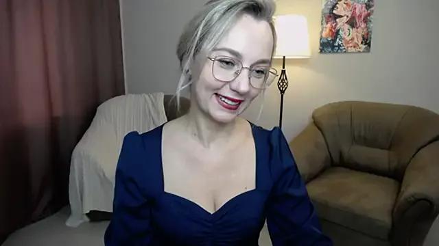 Ava_Elior from StripChat
