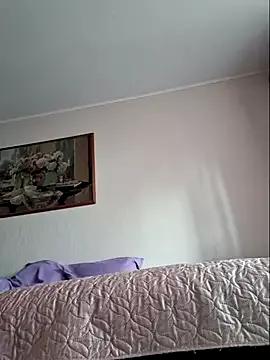 B_l_o_n_d_i_n_k_a from StripChat
