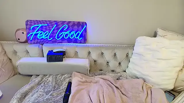 BarbieKarly from StripChat