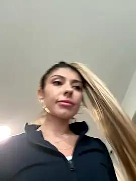 Bbgurlnickii from StripChat