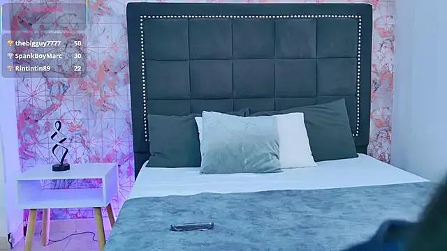 Becca_Grims from StripChat