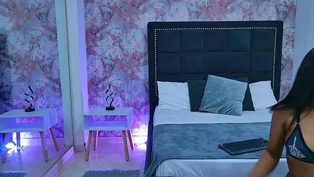 Becca_Grims from StripChat