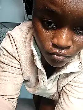Bella045 from StripChat