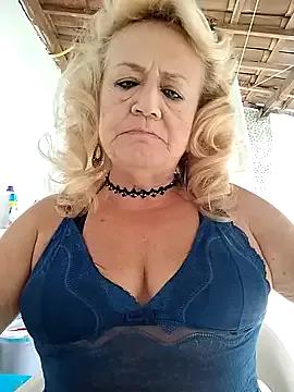 Belladama61 from StripChat