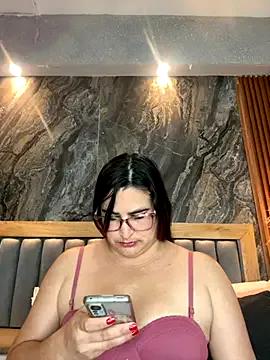 BellaPeers_ from StripChat