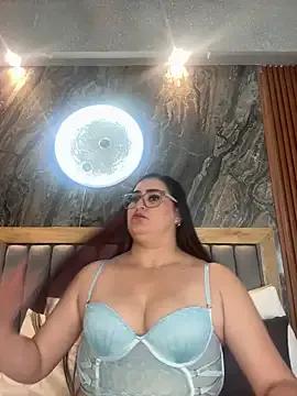 BellaPeers_ from StripChat