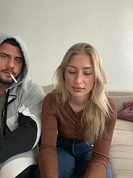 Belle98 from StripChat