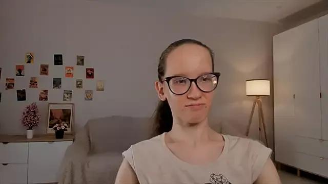 BettyBrowni from StripChat