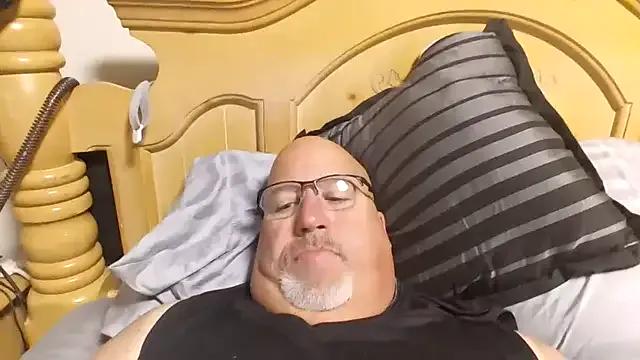 Bigbear0563 from StripChat