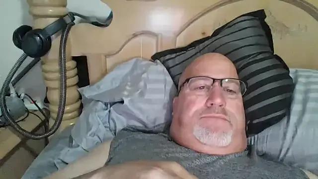 Bigbear0563 from StripChat