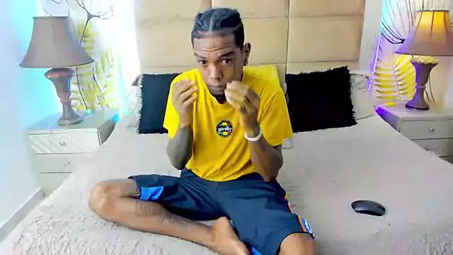 Bigblackhotx1 from StripChat