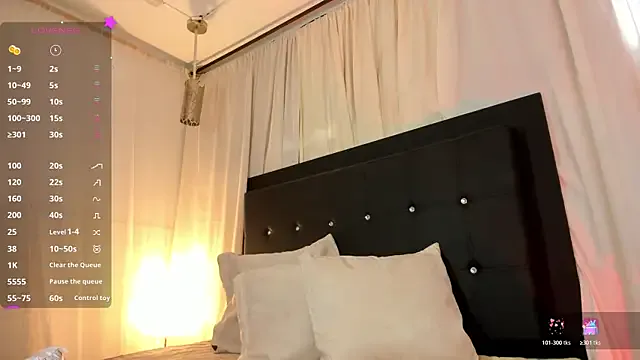 Bloom_bbc from StripChat