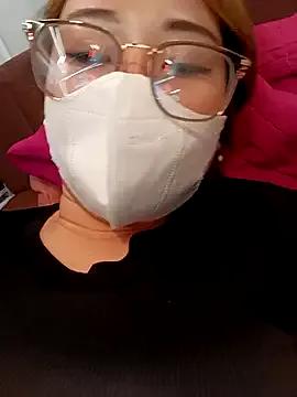 Bonnie-2k from StripChat