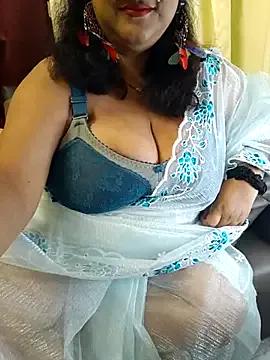 Boobooboudi from StripChat