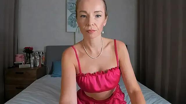 Bubbling_crush from StripChat