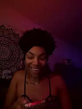 Butterflybootyy from StripChat