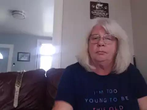 Canadiancougar1965 from StripChat